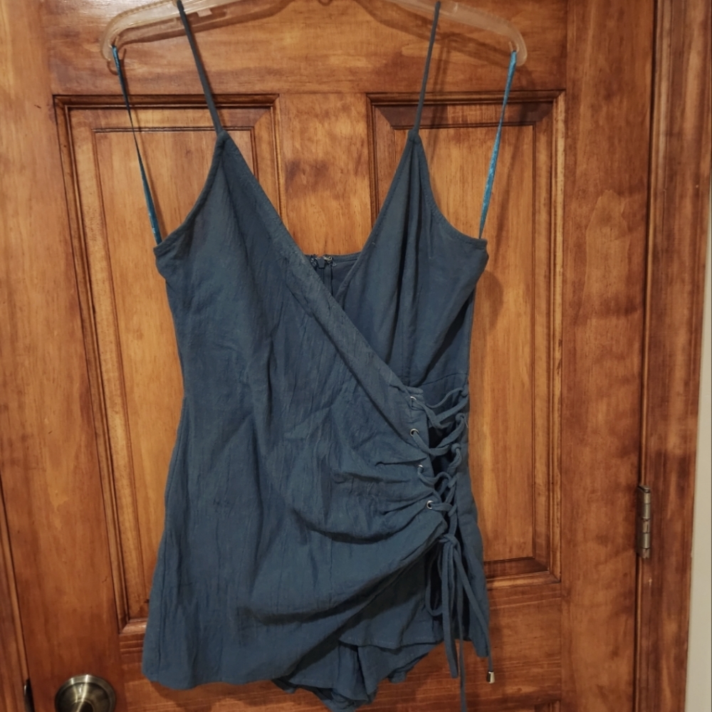 Shorts romper ..